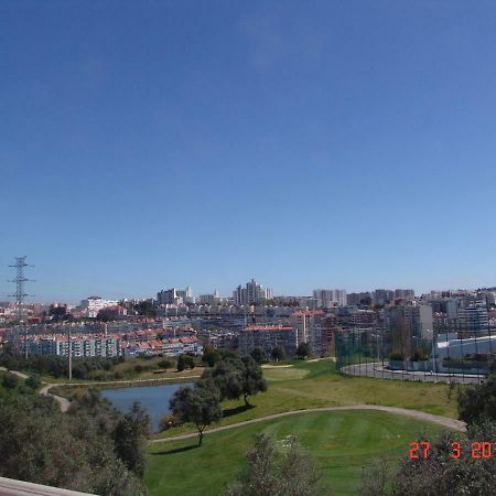 Sunny Suites Golf And Free Parking Guest House Lisboa Exterior foto